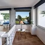 Apartamento Stella Maris Beachfront Apartment, Sea View *